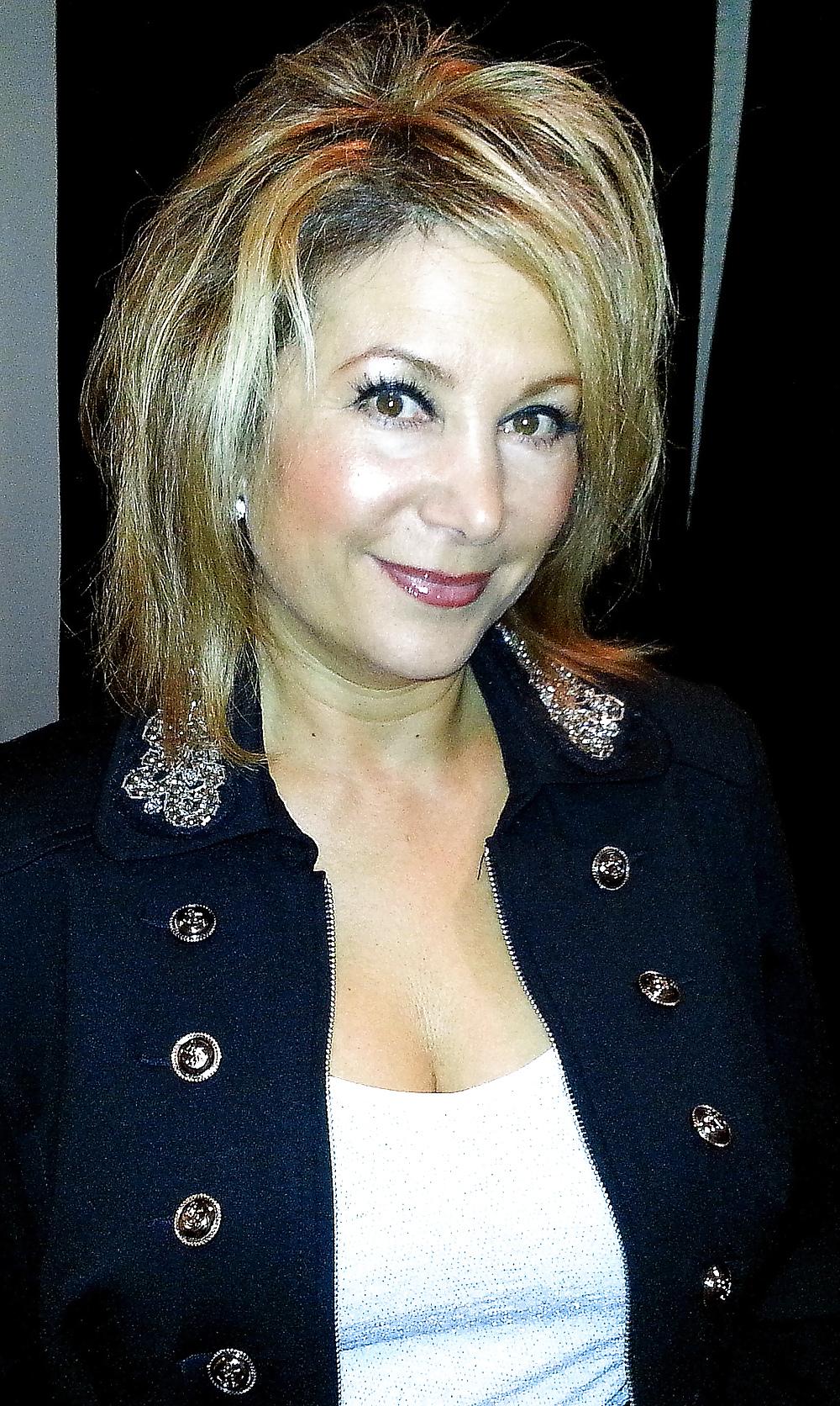23P Kinky 54 Year Old Woman