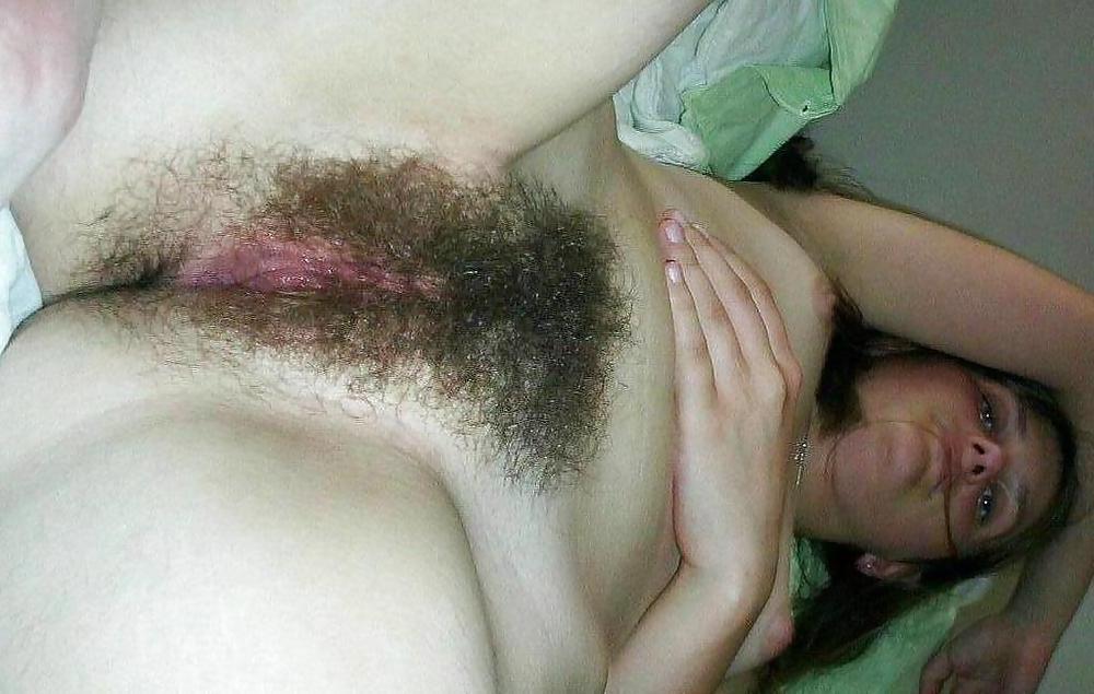 25P Pussy......wanna sniffit 'n' lick it