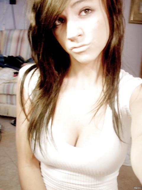 25P Self shot hotties no 38