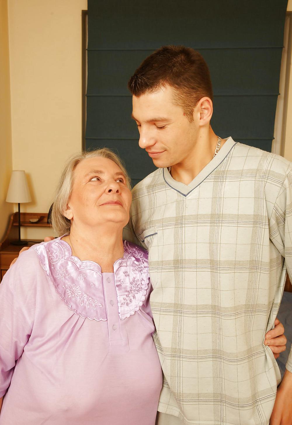 16P Young Guy Pleases Granny