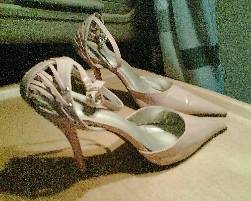 18P Shoe fuck