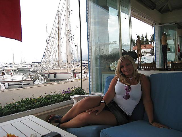 10P Busty Russian Woman 327