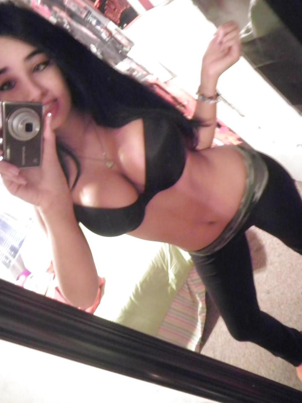 15P Super Hot Self-shot Girl