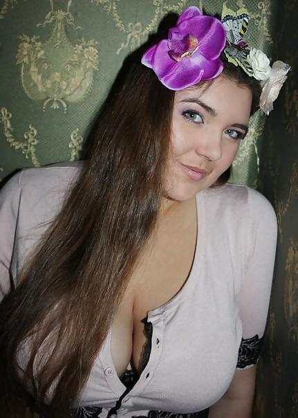 9P Busty Russian Woman 143
