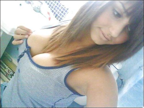 14P Hot Self-shot Titties