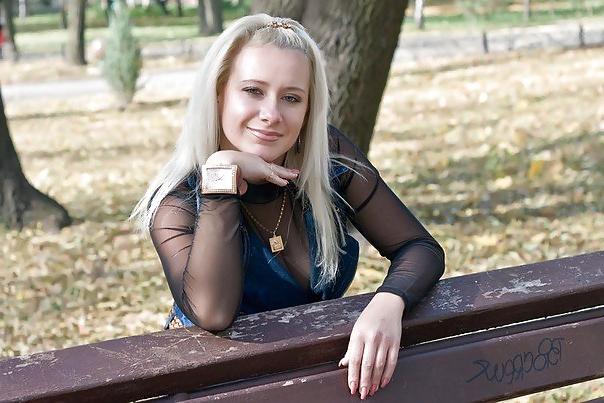6P Busty Russian Woman 154