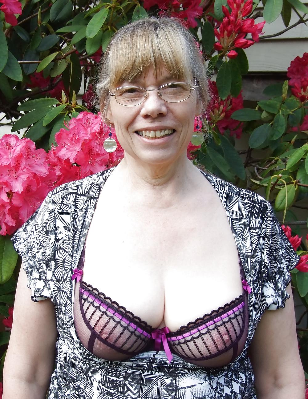 12P Transparent - see thru
