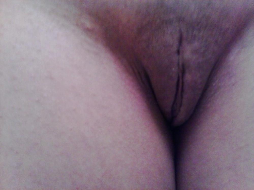 14P Small Breasted Wife Self Pics