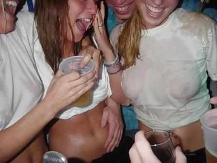 25P Wet T-shirt contest 
