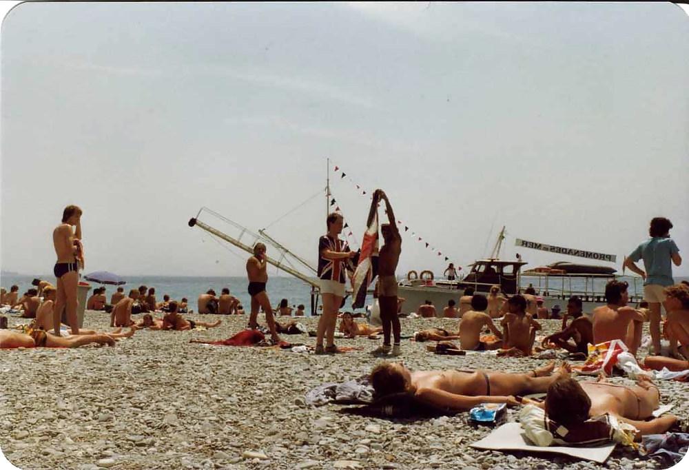 25P The beach 151