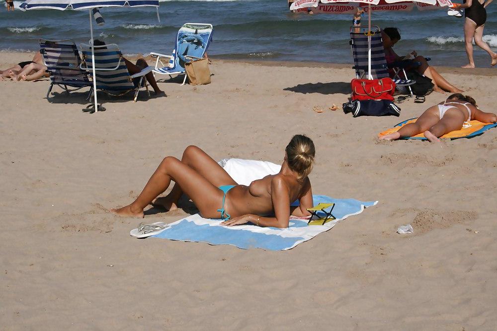 25P The beach 151