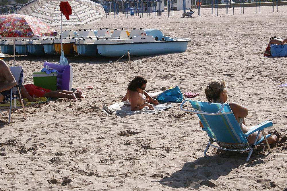25P The beach 151