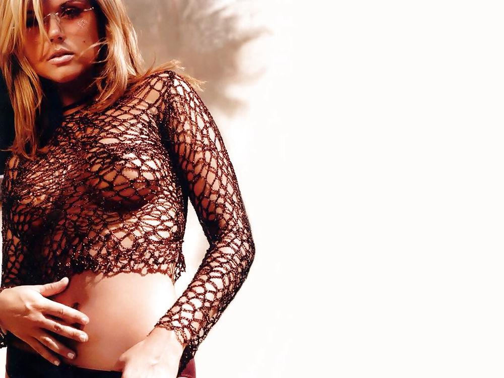21P Tiffani Thiessen See-Thru
