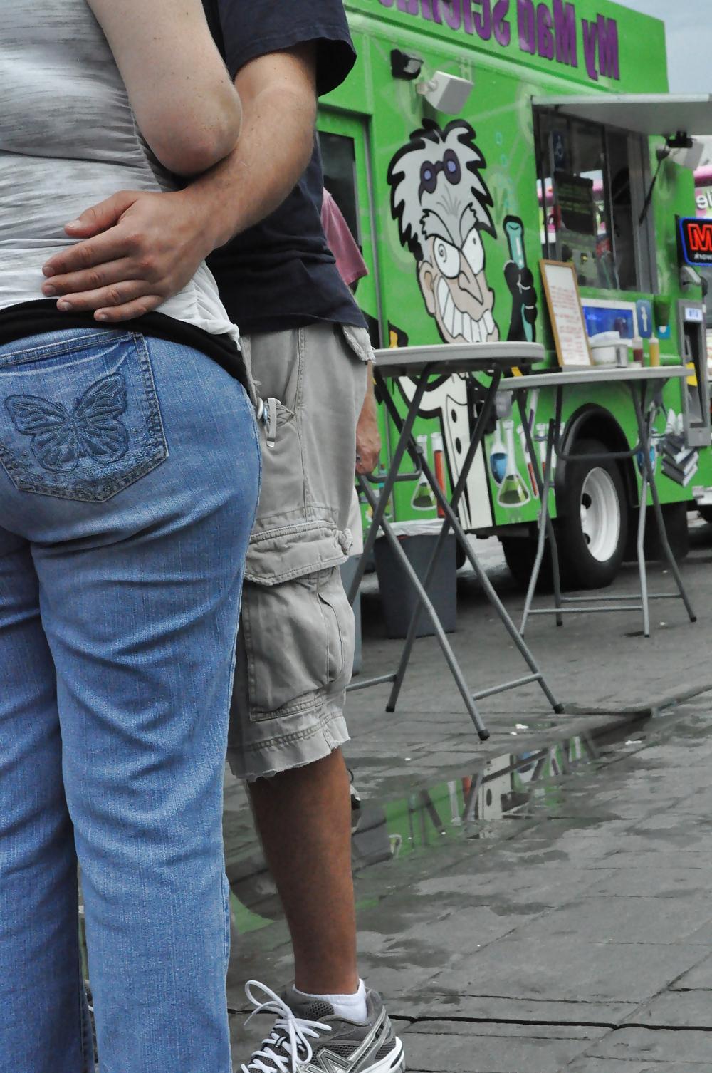 5P Großer Arsch bei der Food Truck Rally