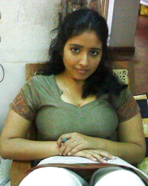 25P Desi Candid...