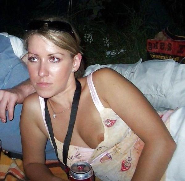 25P Beautiful Downblouse Babes 11 by TROC