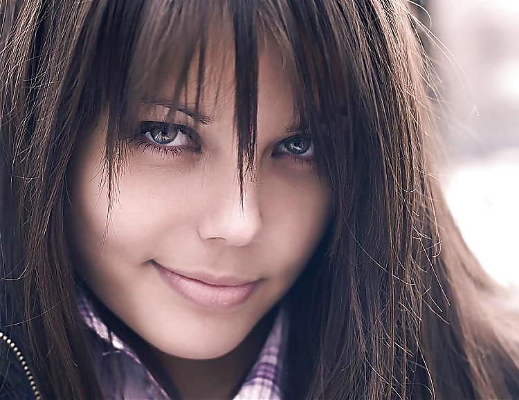25P From the Moshe Files: Beauty Begins In The Eyes