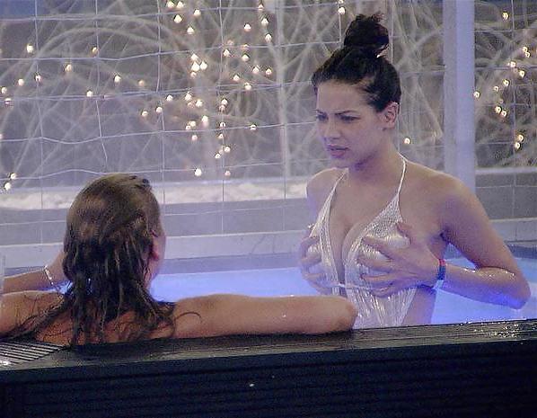 7P 20 years old teen in Big Brother nude!