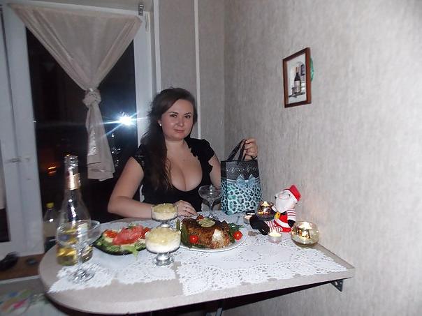 17P Busty Russian Woman 205