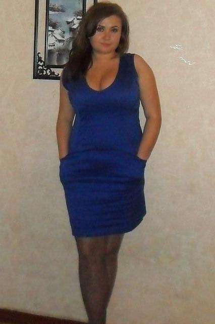 17P Busty Russian Woman 205