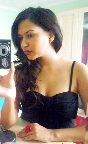 12P Hot muslim uni  slut from london 1
