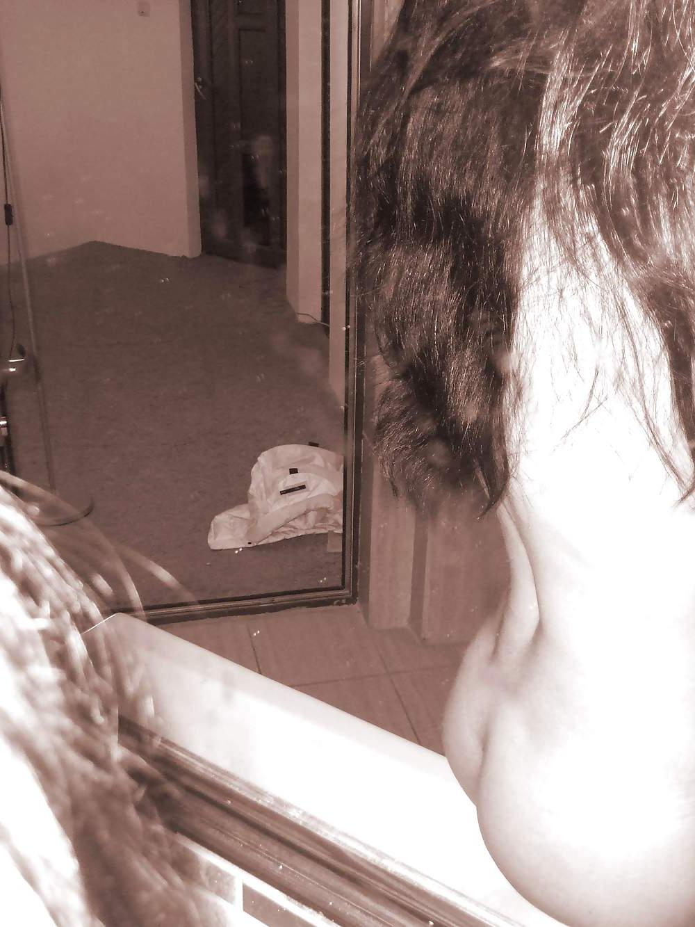 6P Wife self pics