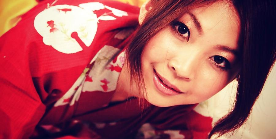 6P Asian Beauty - Anna Kosaka