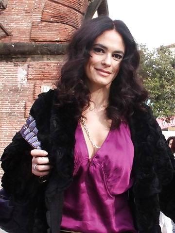 25P See Thru + Fetshes  Sexy Maria Grazia Cucinotta