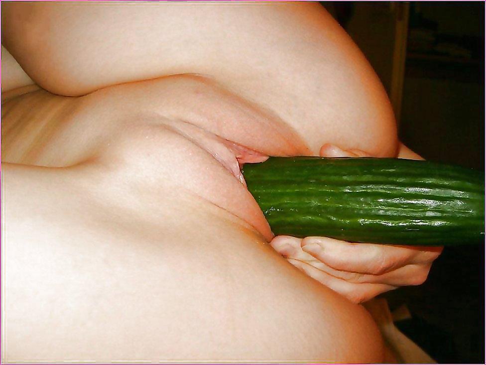 25P Wild Insertable Things Into Pussy and Asses