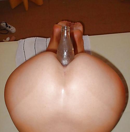 25P Wild Insertable Things Into Pussy and Asses