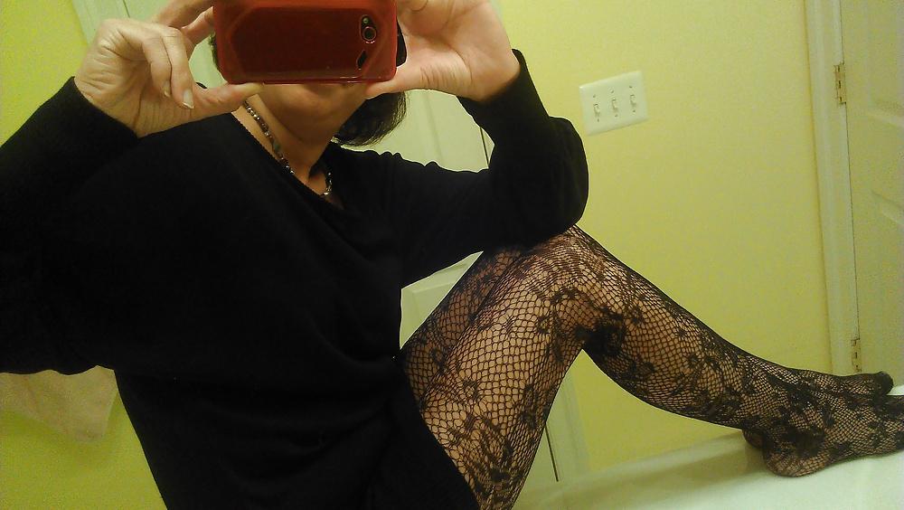 20P Brunette Wife's Self Shots