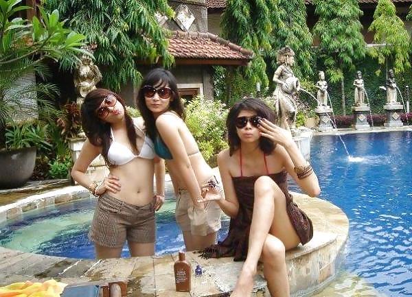 25P The natural beauty of  indonesian girls
