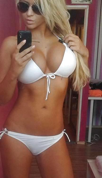 25P Self shot hotties No 39