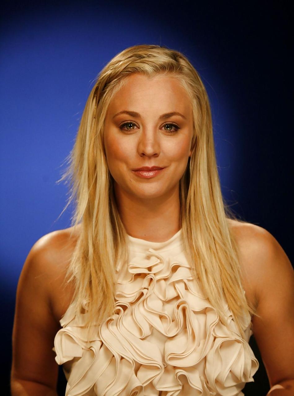 25P Kaley Cuoco