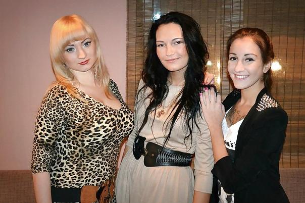 14P Busty Russian Woman 222