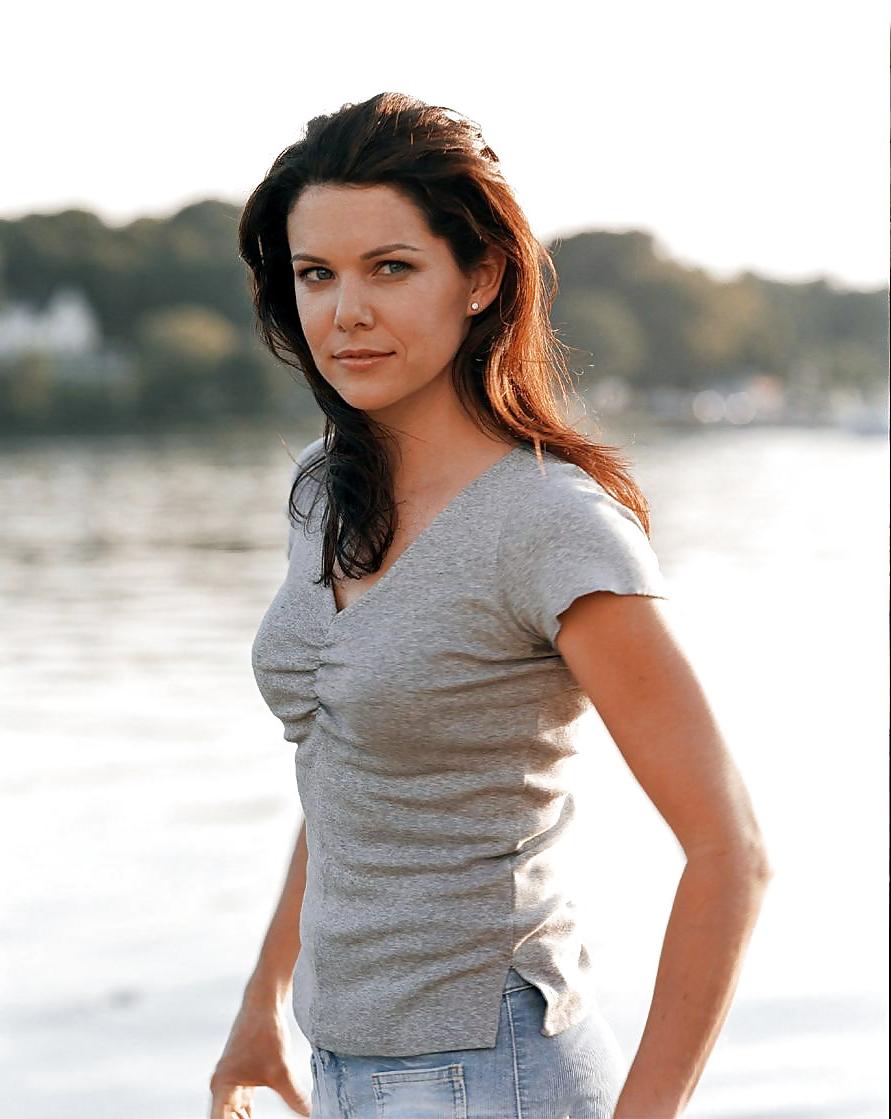 25P Fap Happy Celebs