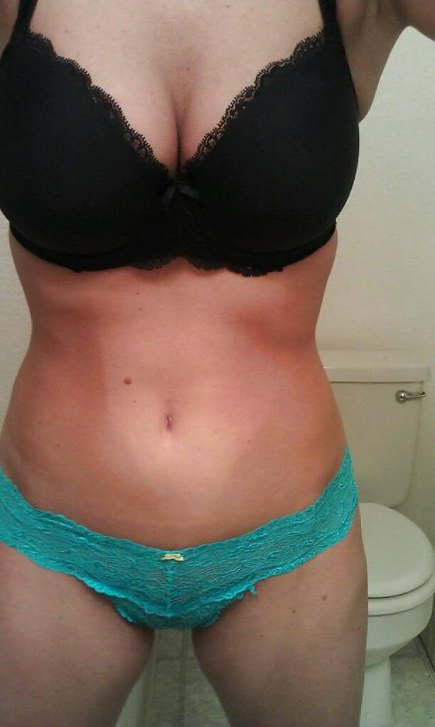 20P MILF Self Shots