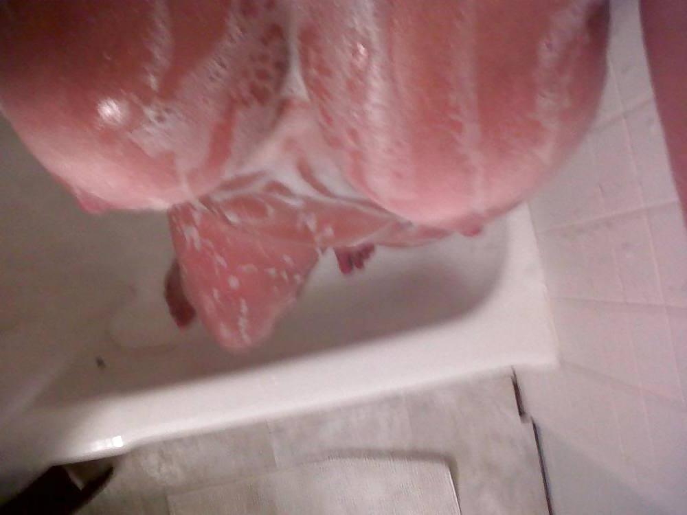 20P MILF Self Shots