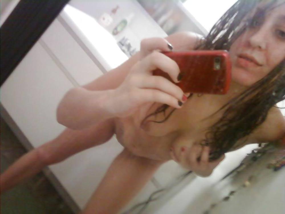 20P MILF Self Shots