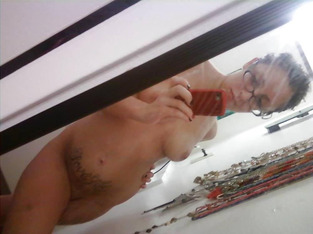 20P MILF Self Shots