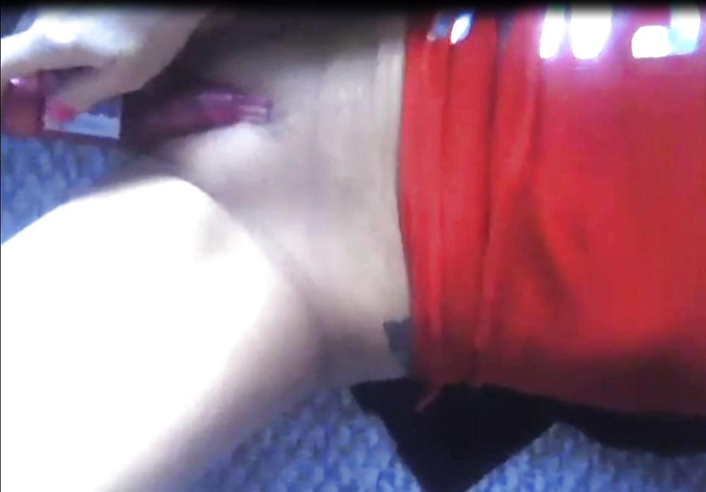 20P Blonde MILF Self Shots