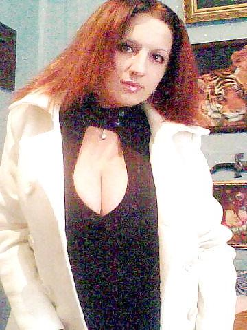 20P Busty Russian Woman 363