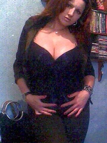 20P Busty Russian Woman 363