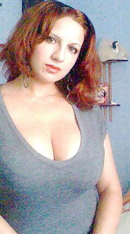 20P Busty Russian Woman 363