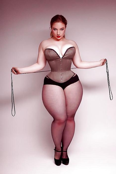 25P Georgeous Corset Models
