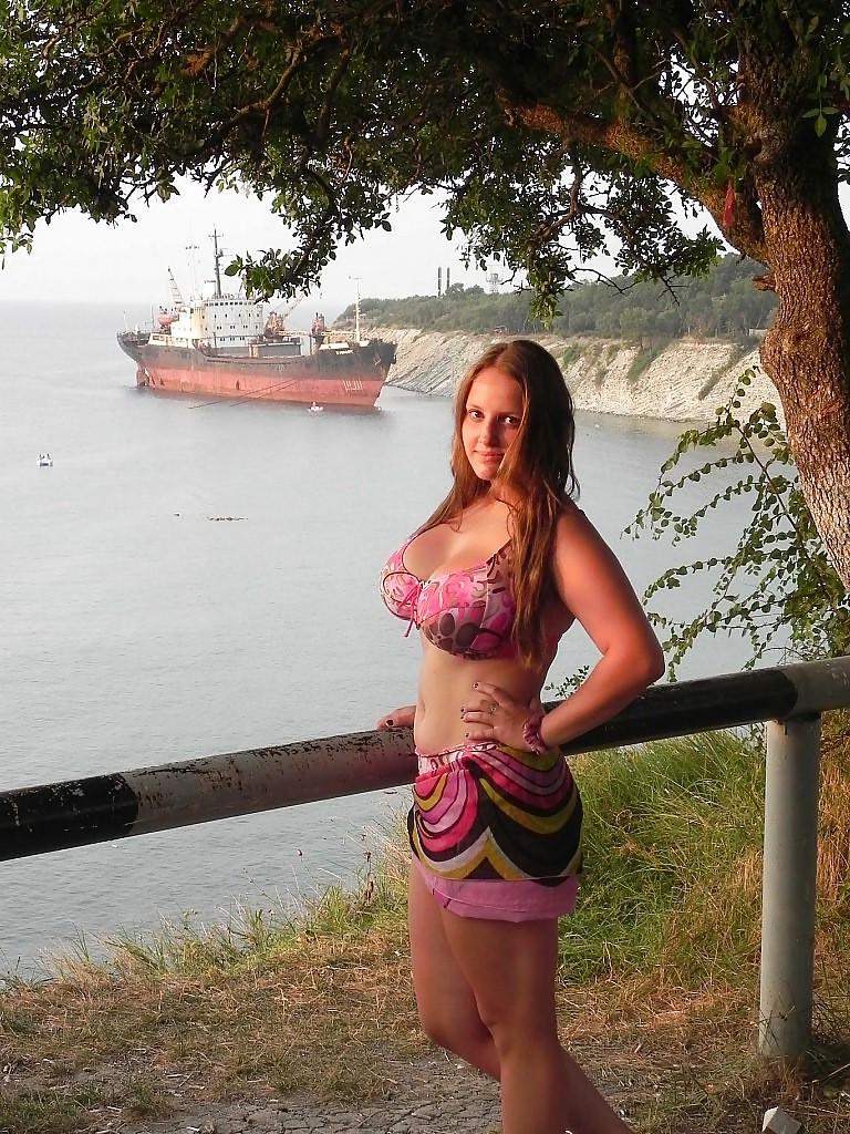 10P Busty Russian Woman 20