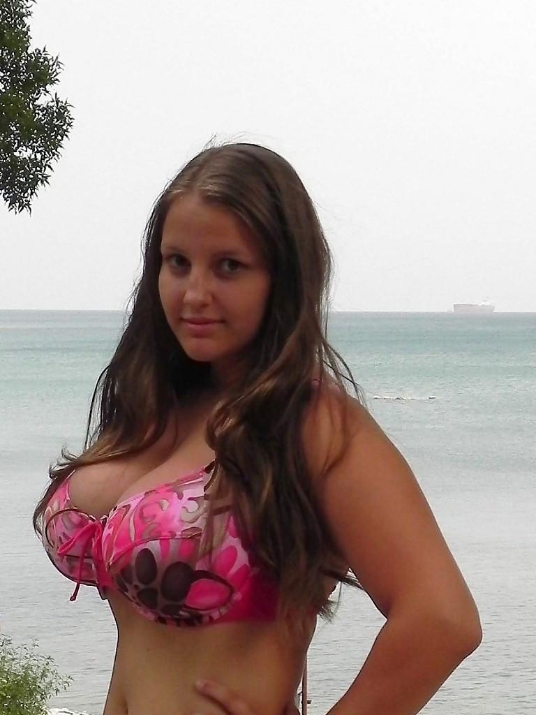 10P Busty Russian Woman 20