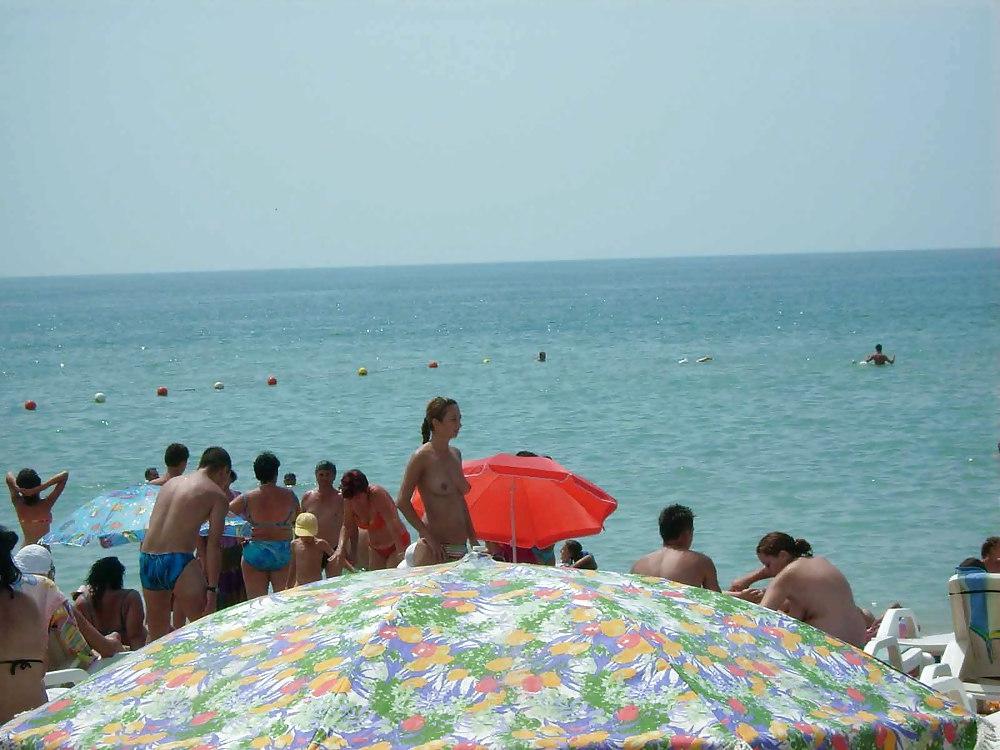 25P The beach 73