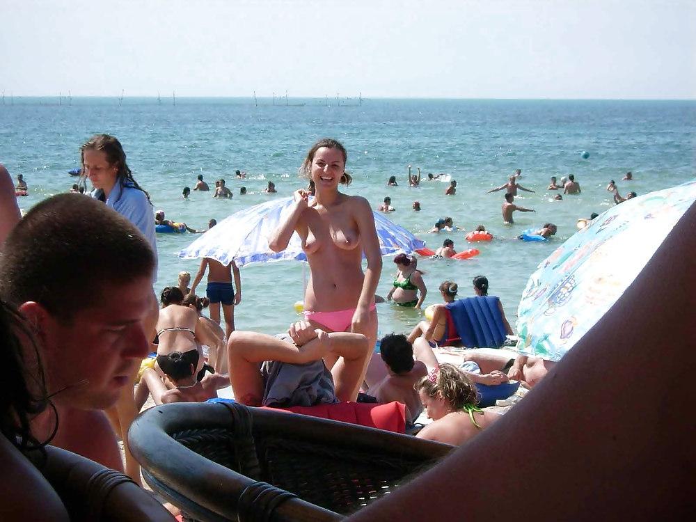 25P The beach 73