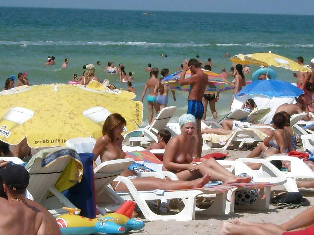 25P The beach 73